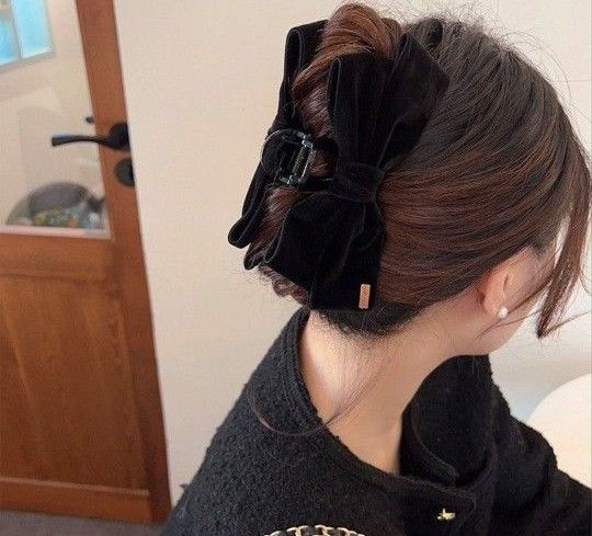 2点セット 黒 赤  リボン  ヘアクリップ  韓国 ヘアアクセサリー バンス ブラック レッド 髪留め りぼん 大人 ベロア