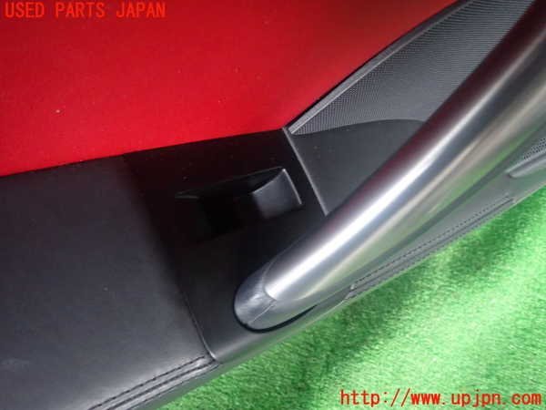 2UPJ-98881264]アウディ・TT クーペ(8JCDA)左前ドア内張り 中古_画像3