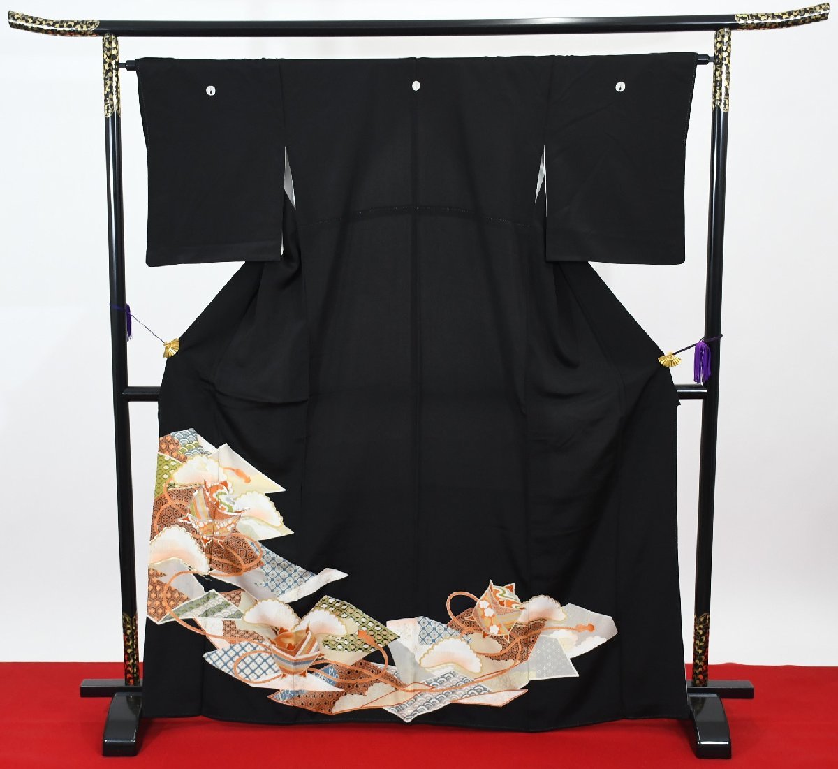 黒留袖 結婚式 糸 縁 縁起 繋ぐ 五つ紋 家紋 身丈159cm 裄丈65cm ★着物 e-848 桜庭呉服店