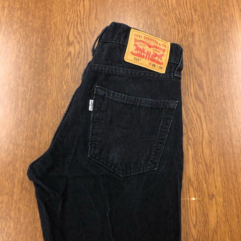 【FA121】Levi's 511 W28 L32 コーデュロイパンツ ブラック ストレッチ生地 黒色 メンズブランド古着 リーバイス511 送料無料