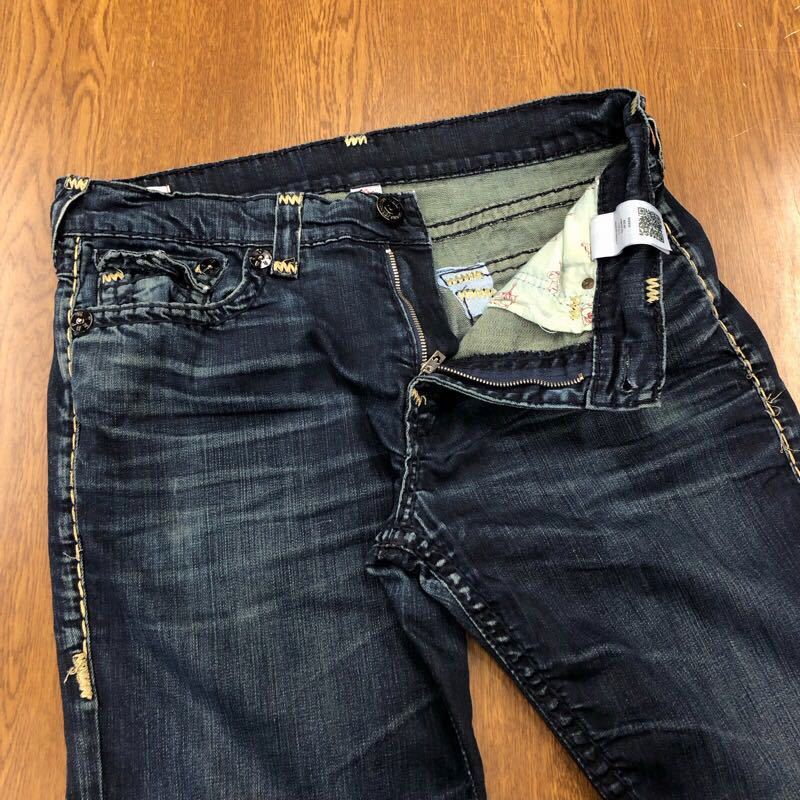 【FA208】TRUE RELIGION W36 色落ち加工 ダメージ加工 イエローオーバーダイ ジーンズ デニムパンツ ストレッチ生地 ブランド古着 送料無料_画像4