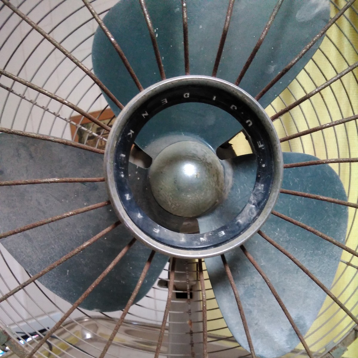 富士電機　扇風機　フジサイレントファン　30センチ　アンティーク　珍品　稼働品　現状　首振り_画像2
