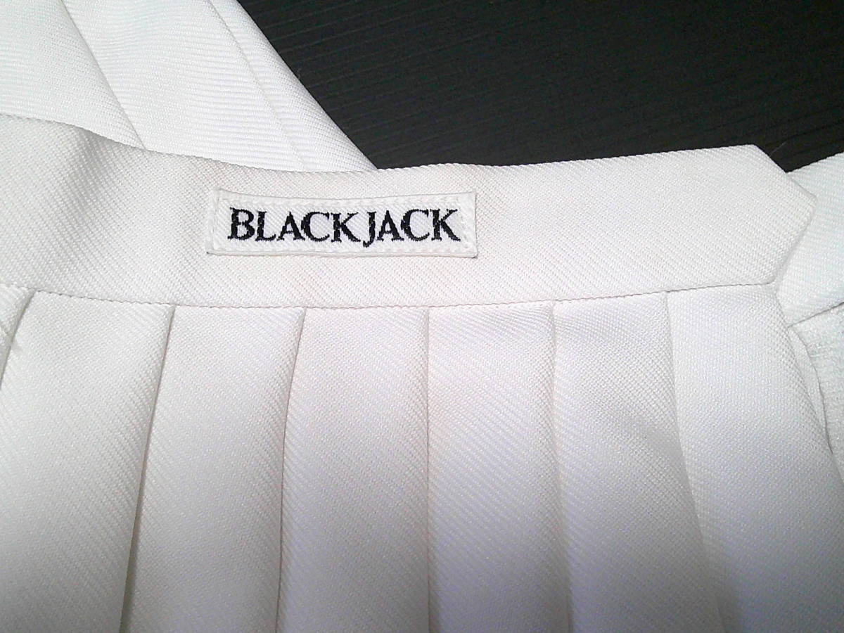3811 試着程度■W63 ミズノ BLAK JACK 総プリーツ ホワイト スコート_画像3