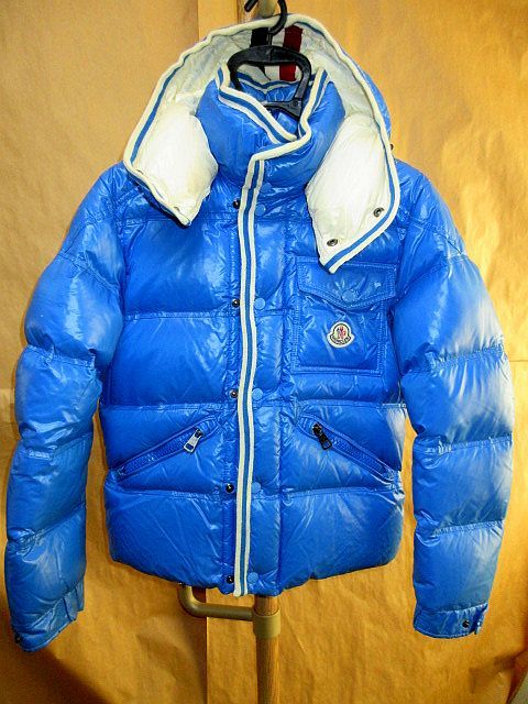 モンクレール 　MONCLER BRANSON フード　ロゴ　ワッペン ダウン ジャケット 青　0　国内正規品_画像1