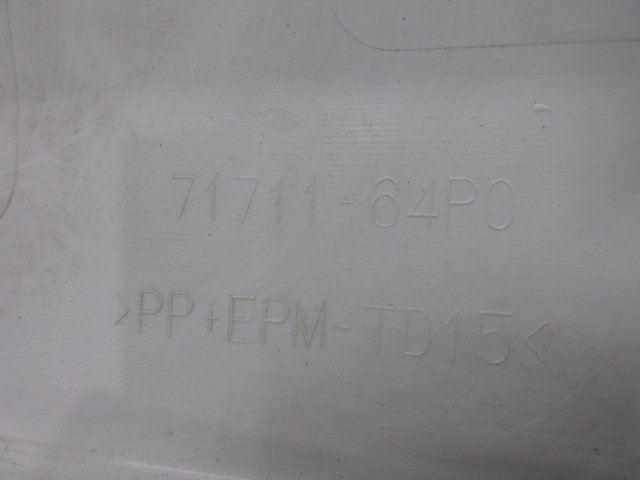 ☆ ニッサン　NV100 クリッパー　DR17V-2725・・　純正　フロントバンパー　白素地　DA17V　DG17V　(G-2-2) ☆_画像10