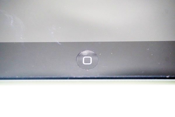 【質Banana】◇USED品◇Apple/アップル MD528J/A iPad 12.6GB ブラック 動作品 初期化済 現状渡し♪.。.:*・゜_画像9