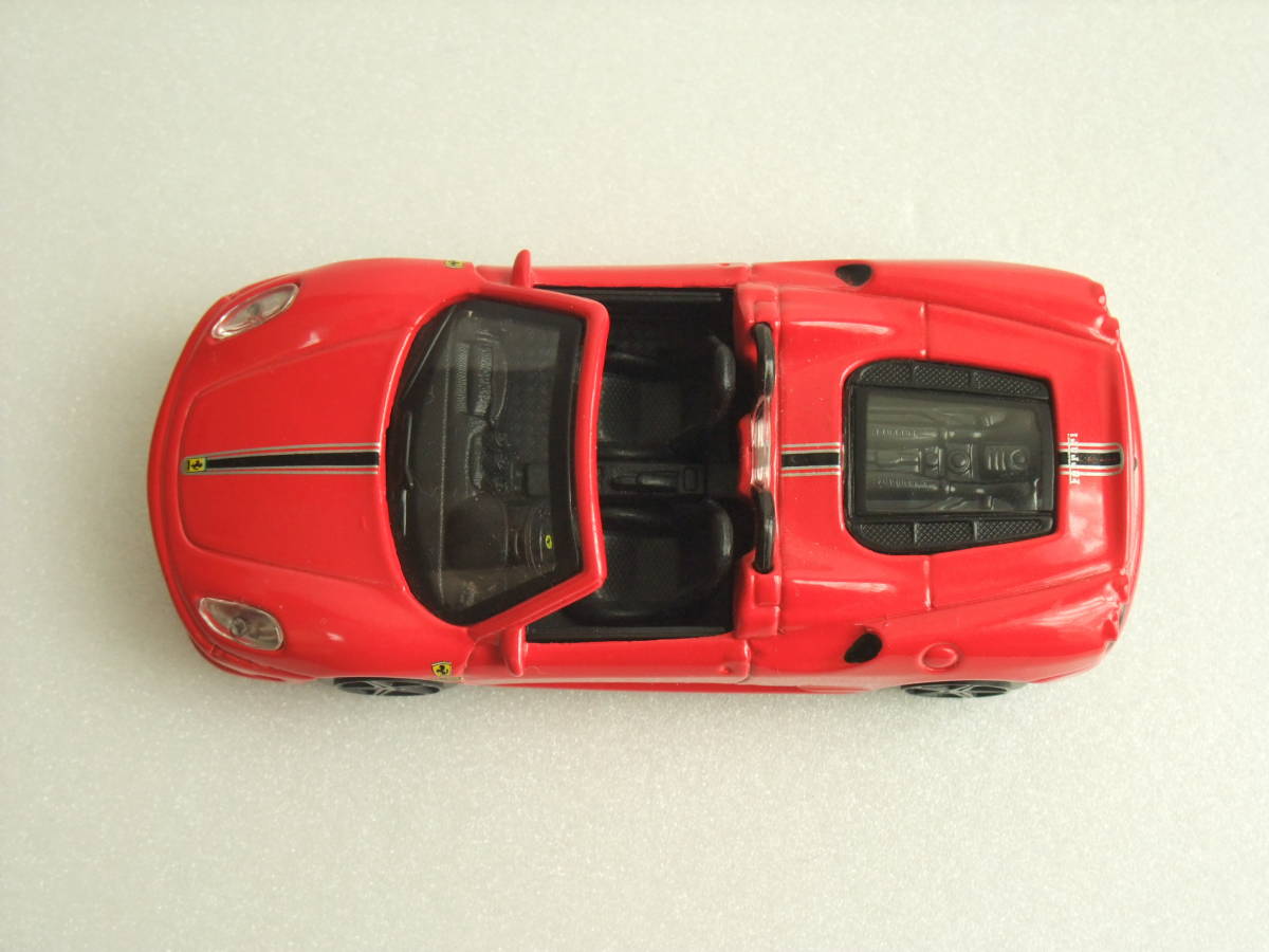 ブラーゴ Bburago　1/43 フェラーリ スクーデリア スパイダー 16M レッド　18-31106R　Ferrari Scuderia Spider 16M_画像8