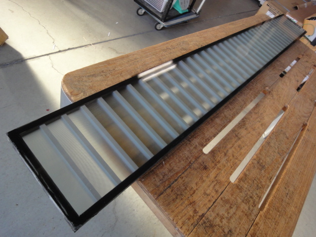 T-5　　格子内蔵　複層ガラス ペアガラス　約　228ｘ1953ｘ26㎜　明り取り　窓 サッシ関連 DIY リフォーム 修理 補修_画像1