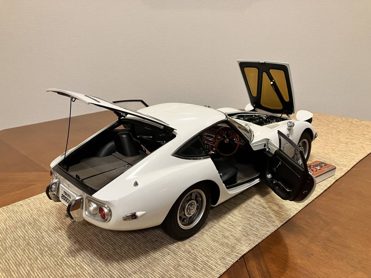 週刊 TOYOTA 2000GT をつくる 1/8 scale アシェット(hachette)（組立完成品）_画像6