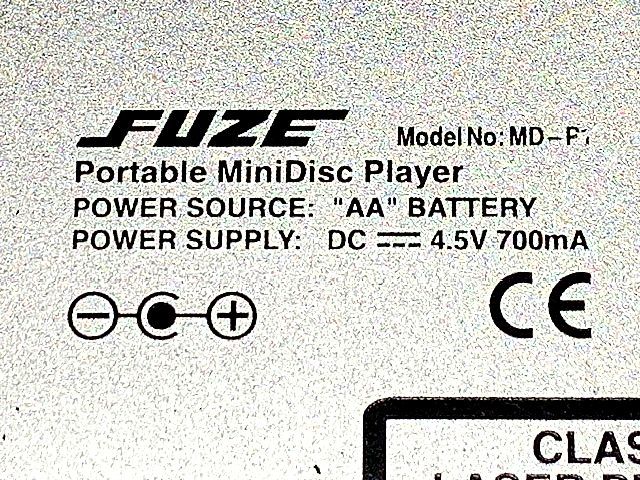 FUZE　ポータブルミニデスクプレーヤー　MD-P1　MDプレーヤー　MD付き_FUZE　ポータブルMDプレーヤー　MD-P1