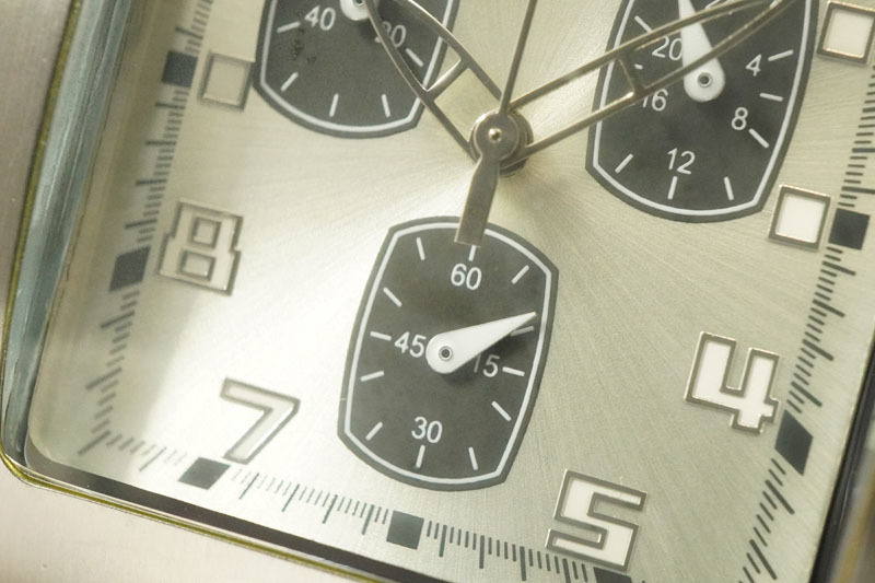 1円~スタート【557】TOKYO　bay　クロノグラフ　クオーツ　メンズ　スクエア　シルバー　腕時計　ビンテージ_画像5