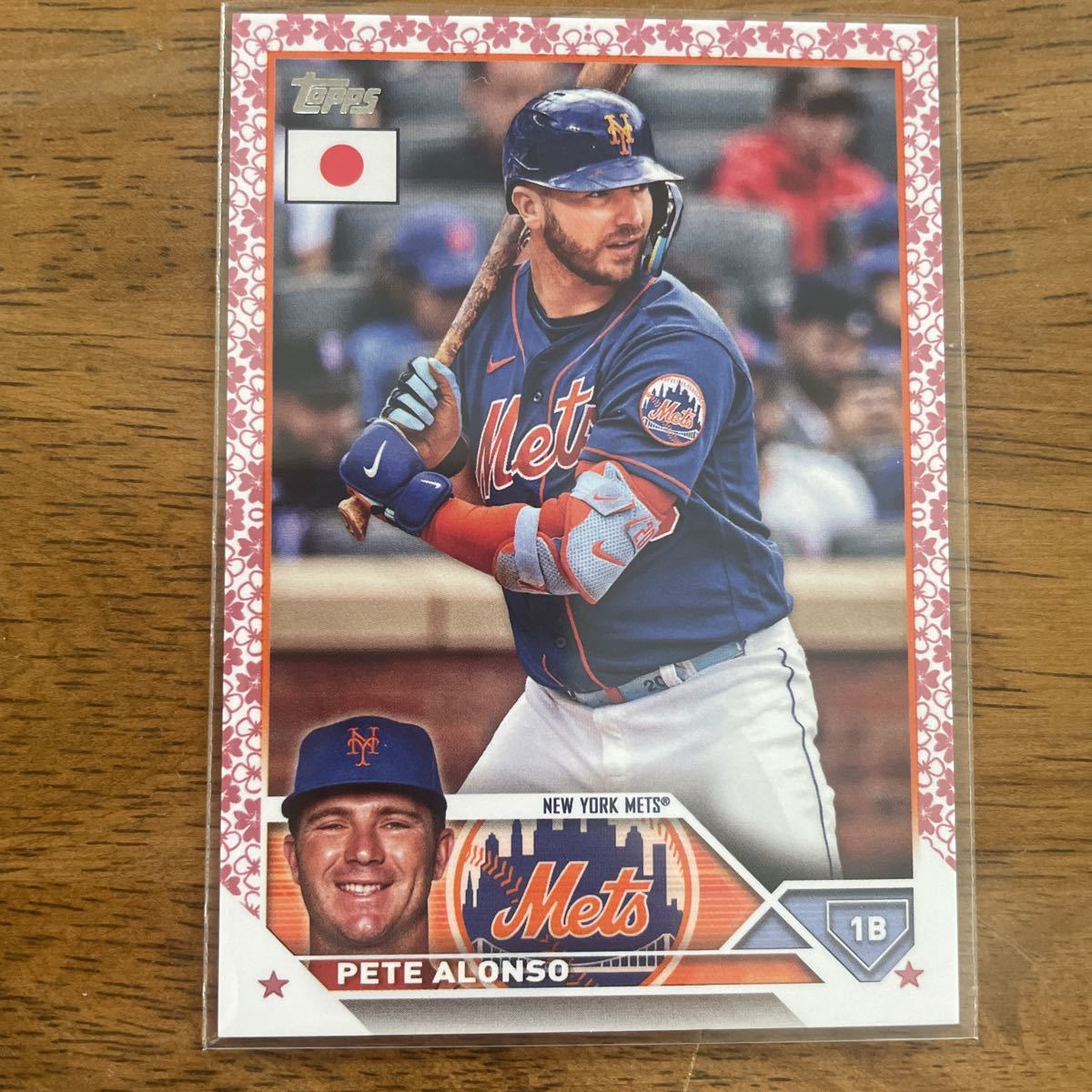 P.アロンソのサインカードです。99シリアル topps japan edition 2023 MLB メッツ PETE ALONSO アロンソ 99