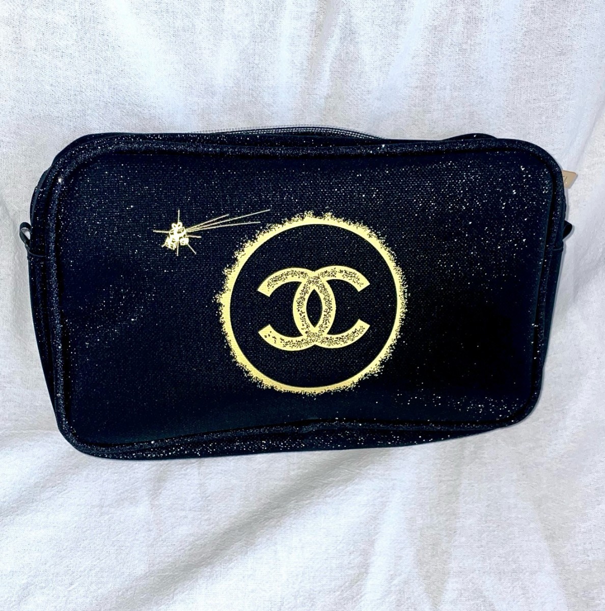 シャネル CHANEL クリスマス ノベルティポーチ 化粧ポーチ 黒 シャネル CHANEL クリスマス ノベルティポーチ 化粧ポーチ 黒