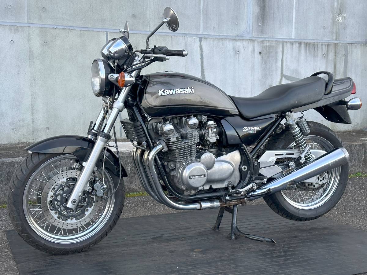 極上ゼファー750RS 外装とても綺麗です!! KZ750D KAWASAKI カワサキ エンジン実働 動画あり 旧車絶版車 ゼファー400 ZEPHYR カイ Xの画像4