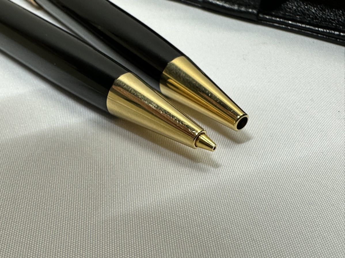 ◯ MONTBLANC モンブラン MEISTERSTUCK マイスターシュテック シャーペン ボールペン ツイスト式 ブラック×ゴールド 名前入り ケース付き_画像4