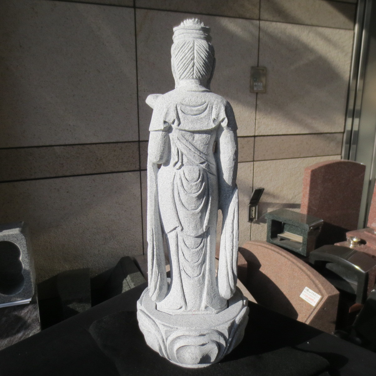 観音菩薩像 総高５７cm 観音像 聖観音 観音様 御影石 手作り 1.5尺 Guan Yin Statue of Guanyin