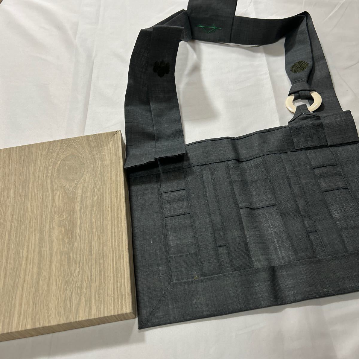 金襴絡子】禅 曹洞宗 法要 葬儀 仏具 僧侶 装束 五条 袈裟 九条 金襴絡子】禅 曹洞宗 法要 葬儀 仏具 僧侶 装束 五条 袈裟 九条