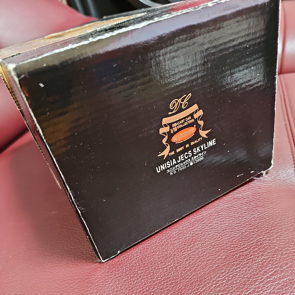 京商 1/18 ユニシアジェックススカイラインGT-R 黒箱 美品 京商 1/18 ユニシアジェックススカイラインGT-R 黒箱 美品