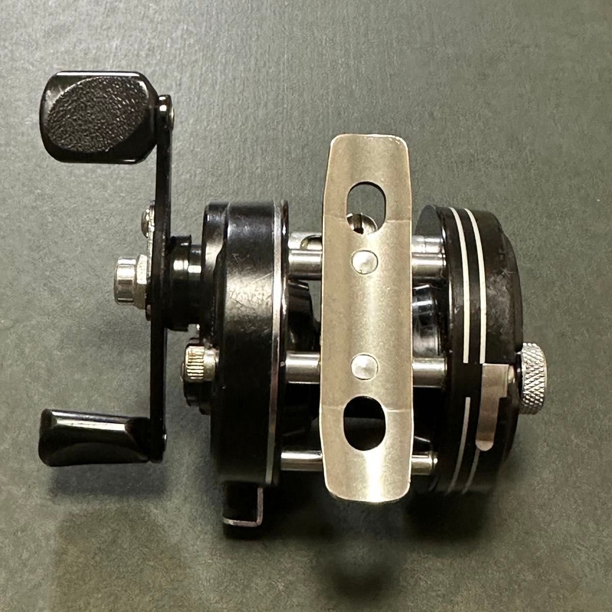 ダイワ ミリオネア GS-1000C DAIWA オールド ベイト 両軸 リール ダイワ ミリオネア GS-1000C DAIWA オールド ベイト 両軸 リール