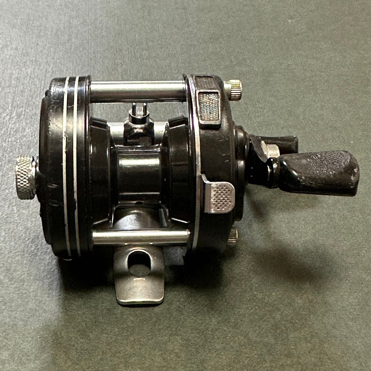 ダイワ ミリオネア GS-1000C DAIWA オールド ベイト 両軸 リール ダイワ ミリオネア GS-1000C DAIWA オールド ベイト 両軸 リール