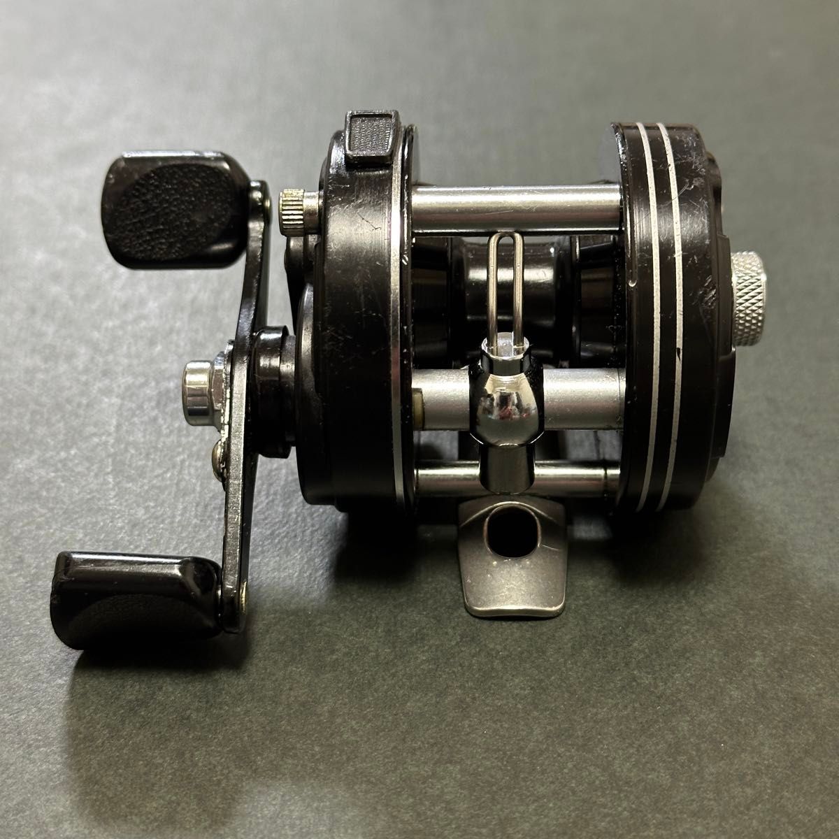 ダイワ ミリオネア GS-1000C DAIWA オールド ベイト 両軸 リール ダイワ ミリオネア GS-1000C DAIWA オールド ベイト 両軸 リール