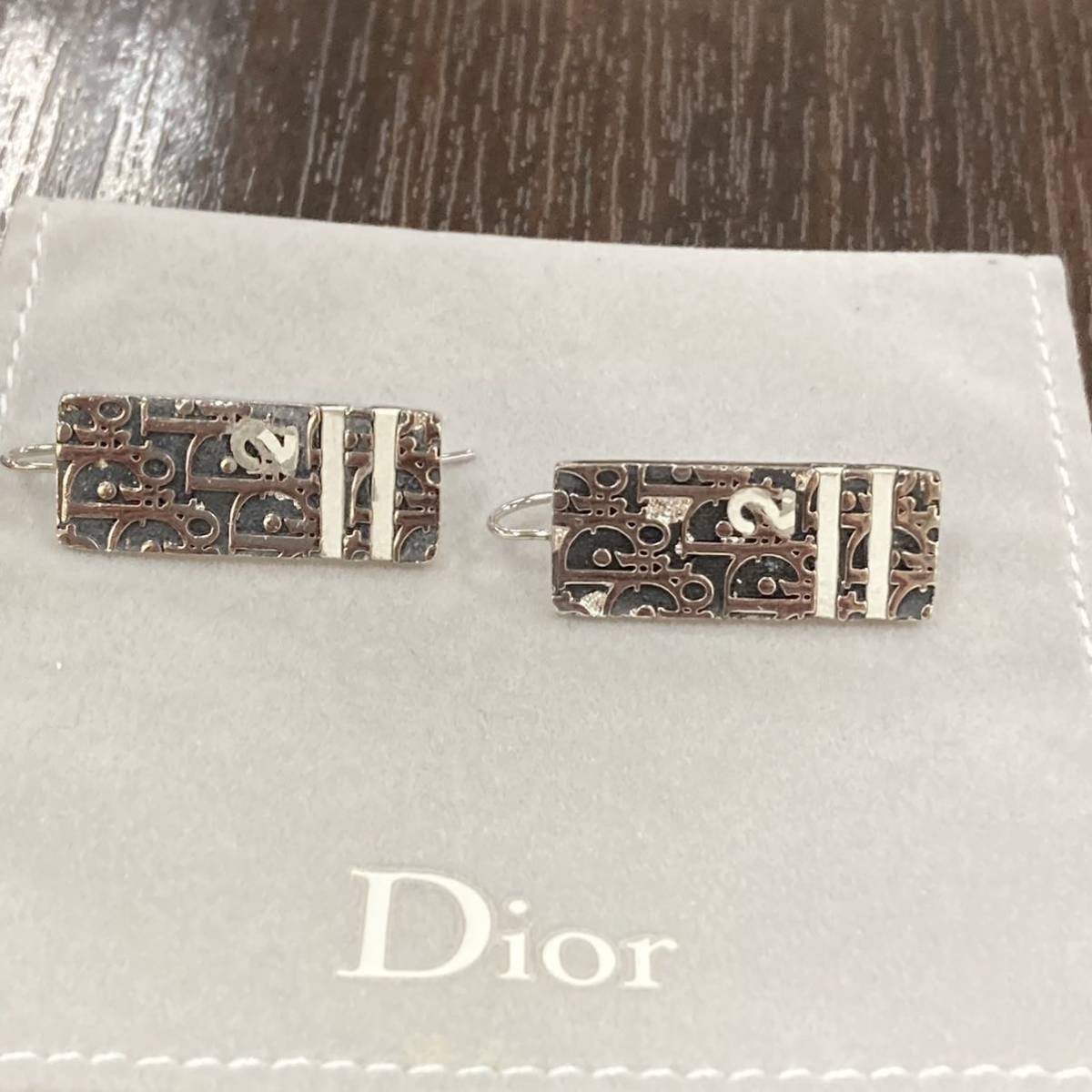 Christian Dior クリスチャンディオール トロッター ピアス レディース 人気 ブランド アクセサリー ファッション おしゃれ 小物