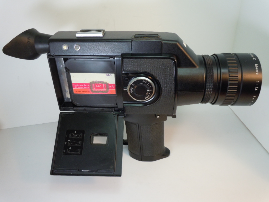 Nikon　R10 SUPER　Cine-NIKKOR ZOOM・C Macro７～70ｍｍ F1.4　ニコン スーパー８フィルム　８mmカメラ　キャリーバック付_画像7