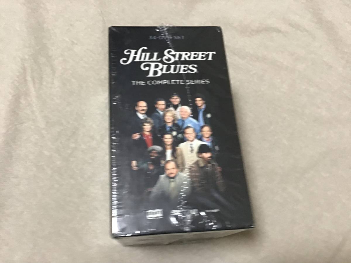 Hill Street Blues DVD complete series box リージョン1 DVD 34枚　ブックレット付き_画像3