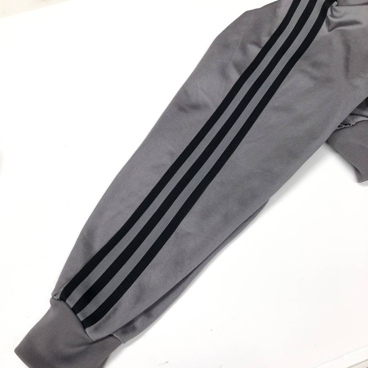 90s アディダス adidas トラックジャケット ジャージ グレー系 90s アディダス adidas トラックジャケット ジャージ グレー系