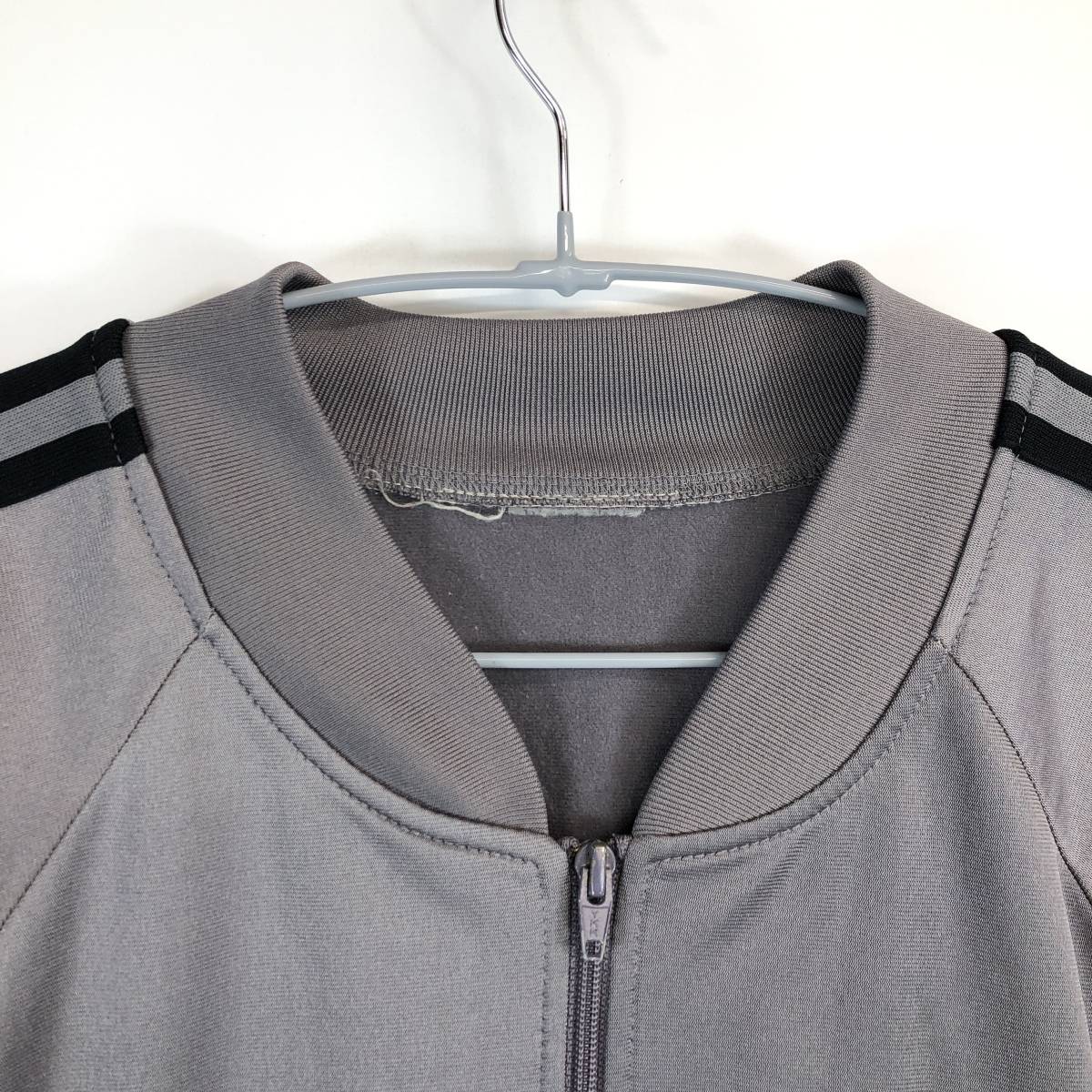 90s アディダス adidas トラックジャケット ジャージ グレー系 90s アディダス adidas トラックジャケット ジャージ グレー系