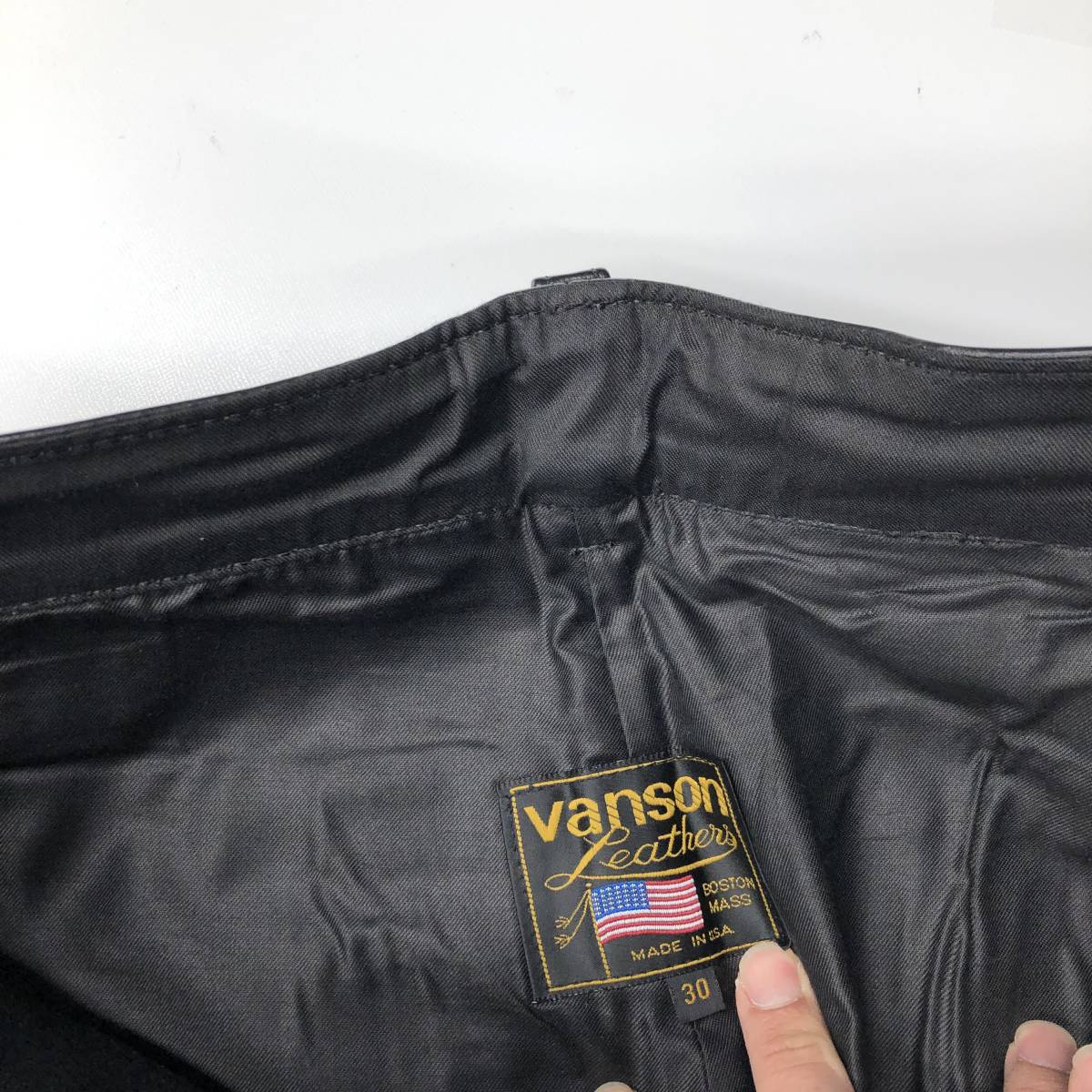 USA製 VANSON バンソン レザーパンツ ブラック 30サイズ 裏地 USA製 VANSON バンソン レザーパンツ ブラック 30サイズ 裏地