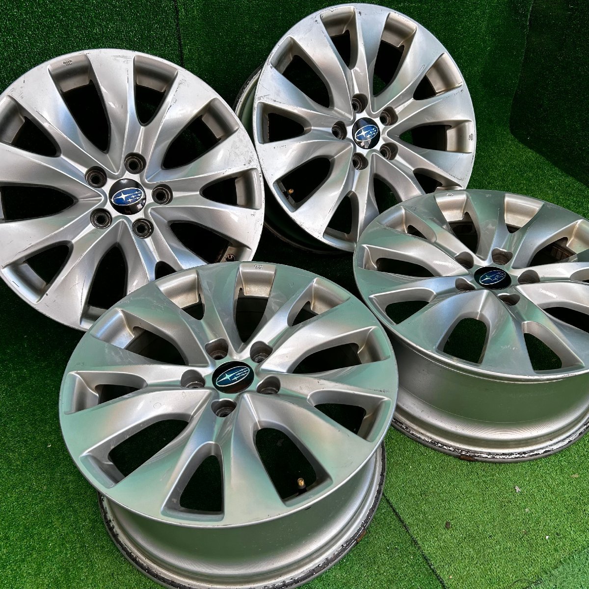 17×7.5j 5h ＋55 114.3 SUBARU スバル レガシィ BN9 純正 アルミ ホイール 17 インチ in 5穴 pcd 4本 菅17-346_画像1