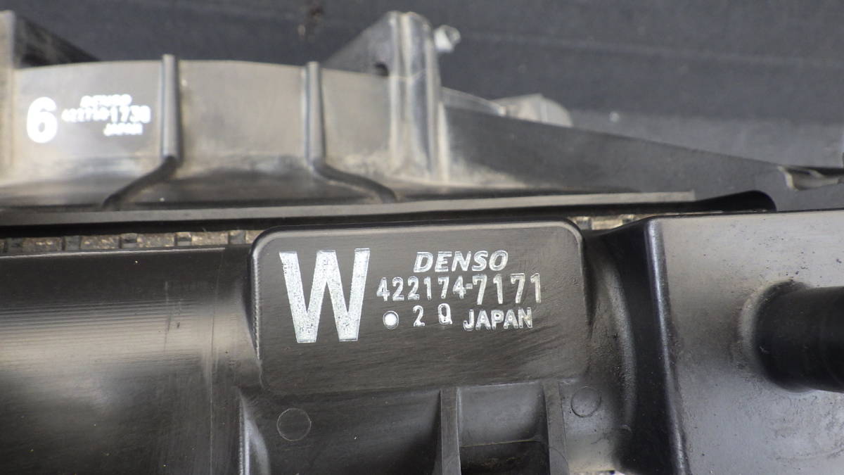 トヨタ bB QNC20 QNC21 QNC25 COO M402S ラジエーター コンデンサー 電動ファン　セット　動作品　管K0118-12_画像3