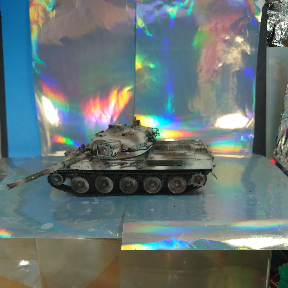 値下げタミヤ1/35MMシリーズ 陸上自衛隊 74 式戦車 冬季迷彩塗装済み完成模型_画像5
