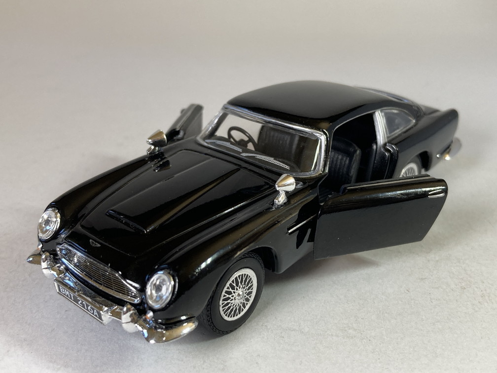 アストンマーチン Aston Martin DB5 ブラック Black 1/43 - ホンウェル カララマ Honwell Cararama_画像2