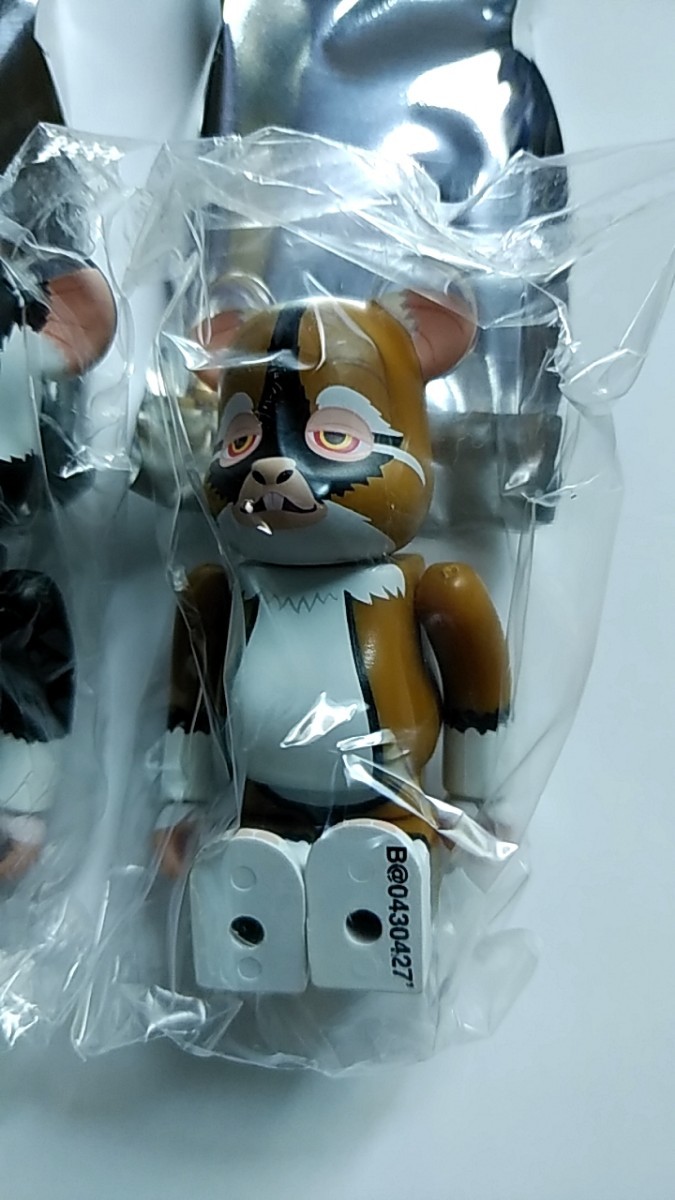 BE@RBRICK SERIES 43 CUTE グレムリン 表裏2体 セット 内袋 カード 未開封 メディコム・トイ ベアブリック フィギュア シリーズ 43 _画像3