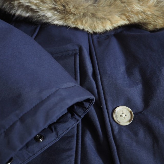 C0106h24　■Woolrich Woolen Mills ウールリッチ■　NEW ARCTIC PARKA ニュー アークティックパーカー ダウンジャケット ネイビー M 秋冬_画像6