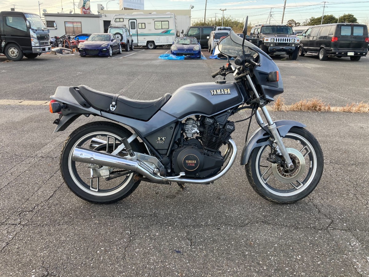 ヤマハ　XS250E 純正カウル　2発　ツイン　検索GX ゴキ　ザリ　GSX250 400 GS　千葉県旭市より　旧車_画像3