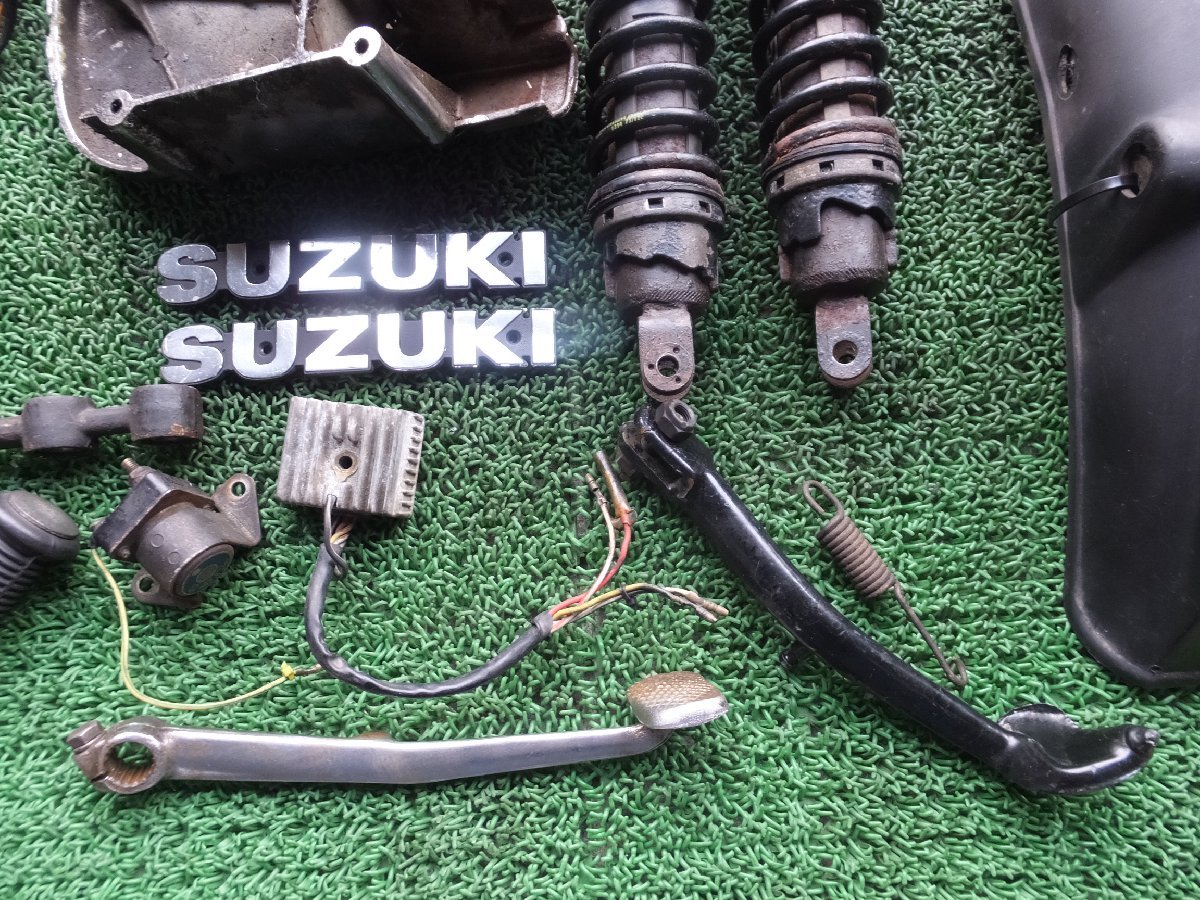 GS750 希少 当時物 いろいろ部品 SUZUKI 絶版旧車 検/GS400 GS550 GS1000 ベコ GT380 GT750 GSX400E GSX250E ザリ ゴキ_画像4