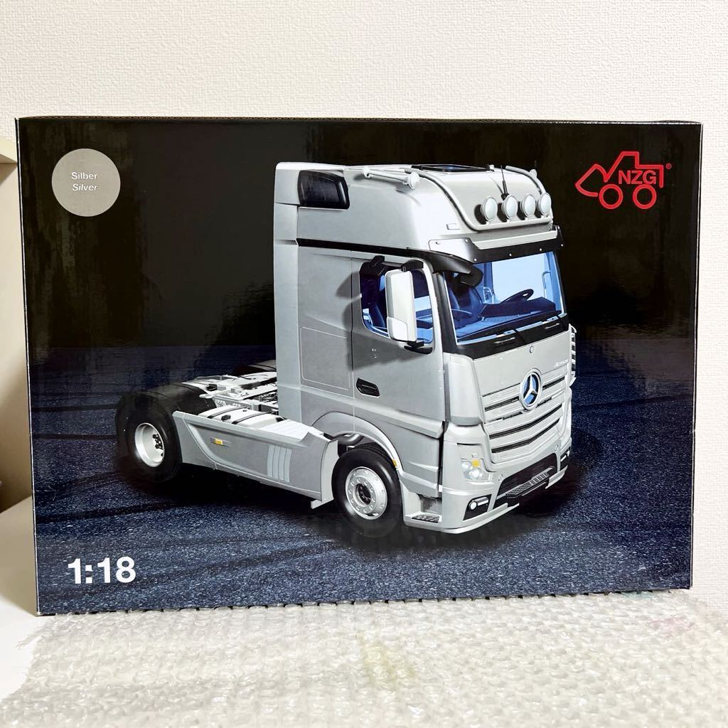 未使用美品 NZG MODELLE 1/18 メルセデスベンツ Mercedes Benz Actros GigaSpa 4x2 SILBERMET トレーラーヘッドの画像1