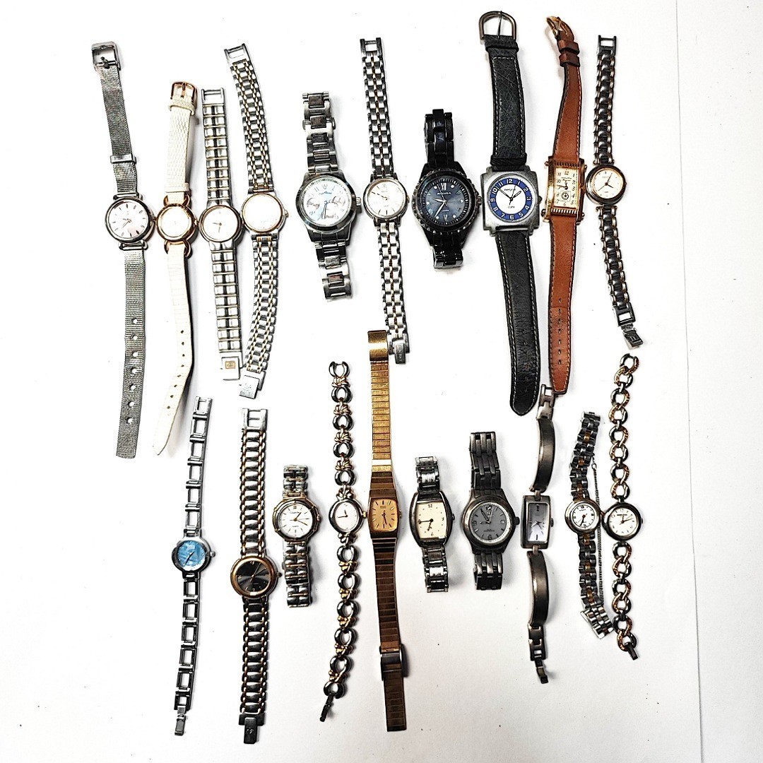 EXCEED Pierre Lannier SEIKO 他 20本 ブランド腕時計 大量 まとめて セット 宝石宝飾ストーン 本kg個 メンズレディース ジャンク Q19_画像1