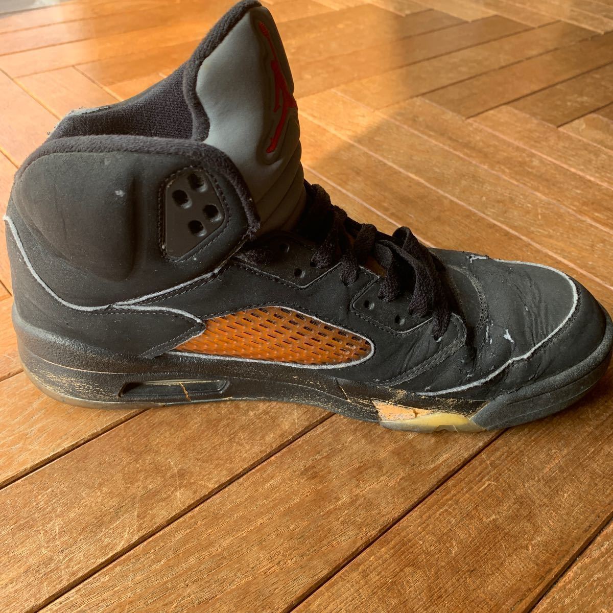 NIKE AIRJORDAN 5 エアージョーダン5 レトロ 2006年製　ブラック／シルバー　#23 136027-004 ジョーダン1 ジョーダン6 ジョーダン8_画像4