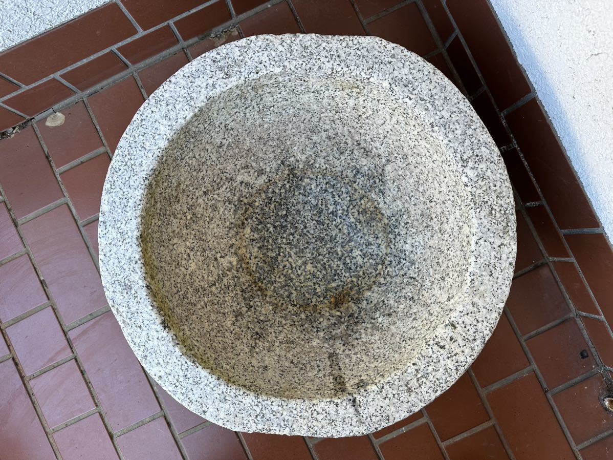 [KA419].. stone stone pot water pot Japanese style garden me Dakar goldfish stone . old .. garden gardening water lily pot me Dakar pot fishbowl garden stone 