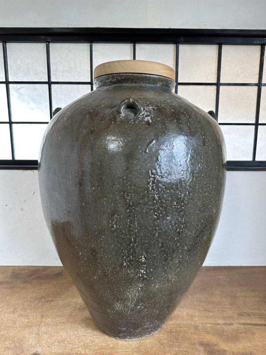 [KA399] 古い耳付壺 瓶 水瓶 蓋付 茶壺 壺 大壺 茶道具 茶席 骨董品 古美術 置物 時代物 希少品 大壺_画像2