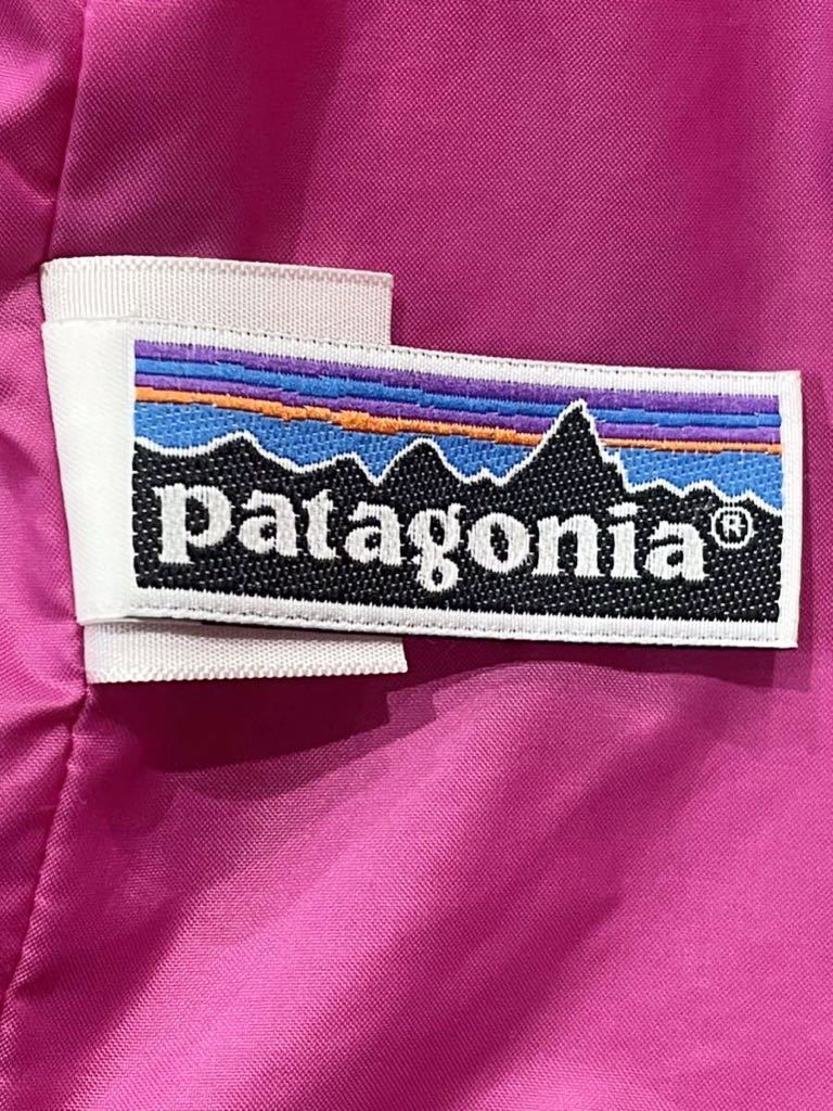 大人気モデル！ パタゴニア Patagonia ベビー服 クラシック レトロX ベスト デカタグ 復刻 フリース ベージュ ピンク 2Tサイズ 新規×_画像6