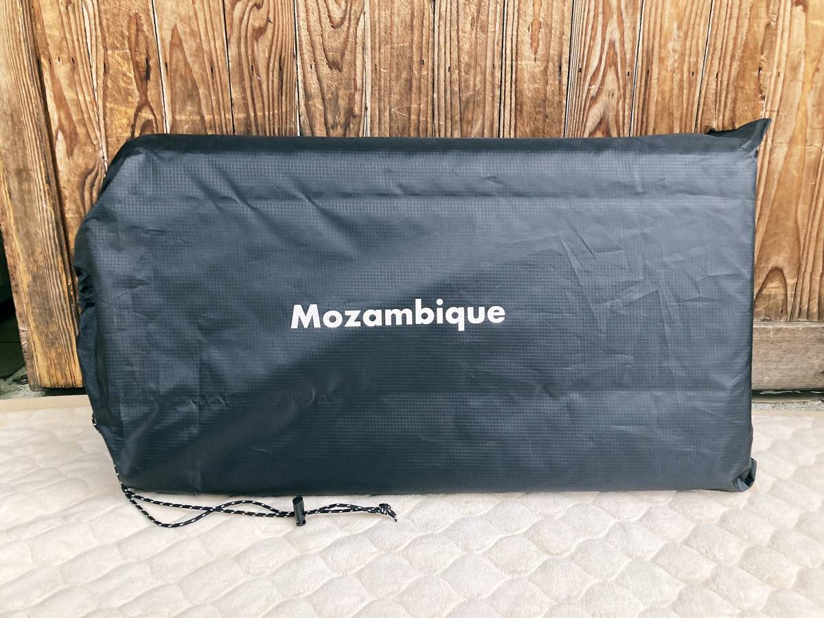 美品 Mozambique モザンビーク キャンプマット ダブルサイズ 裏アルミ アウトドア 寝具 折りたたみ 敷マット レジャーシート 軽い 暖かい_画像9