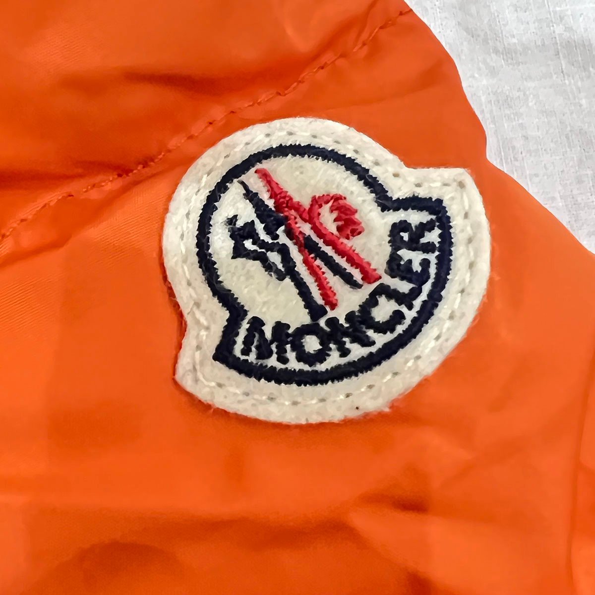 美品◆MONCLER◆モンクレール キッズ ダウン 4 104cm オレンジ D29544189285 中古 質_画像6