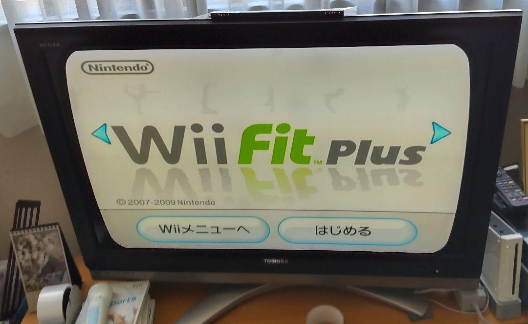 【中古・美品】バランスWiiボード＋ WiiフィットPlus同梱セット 5282_画像10