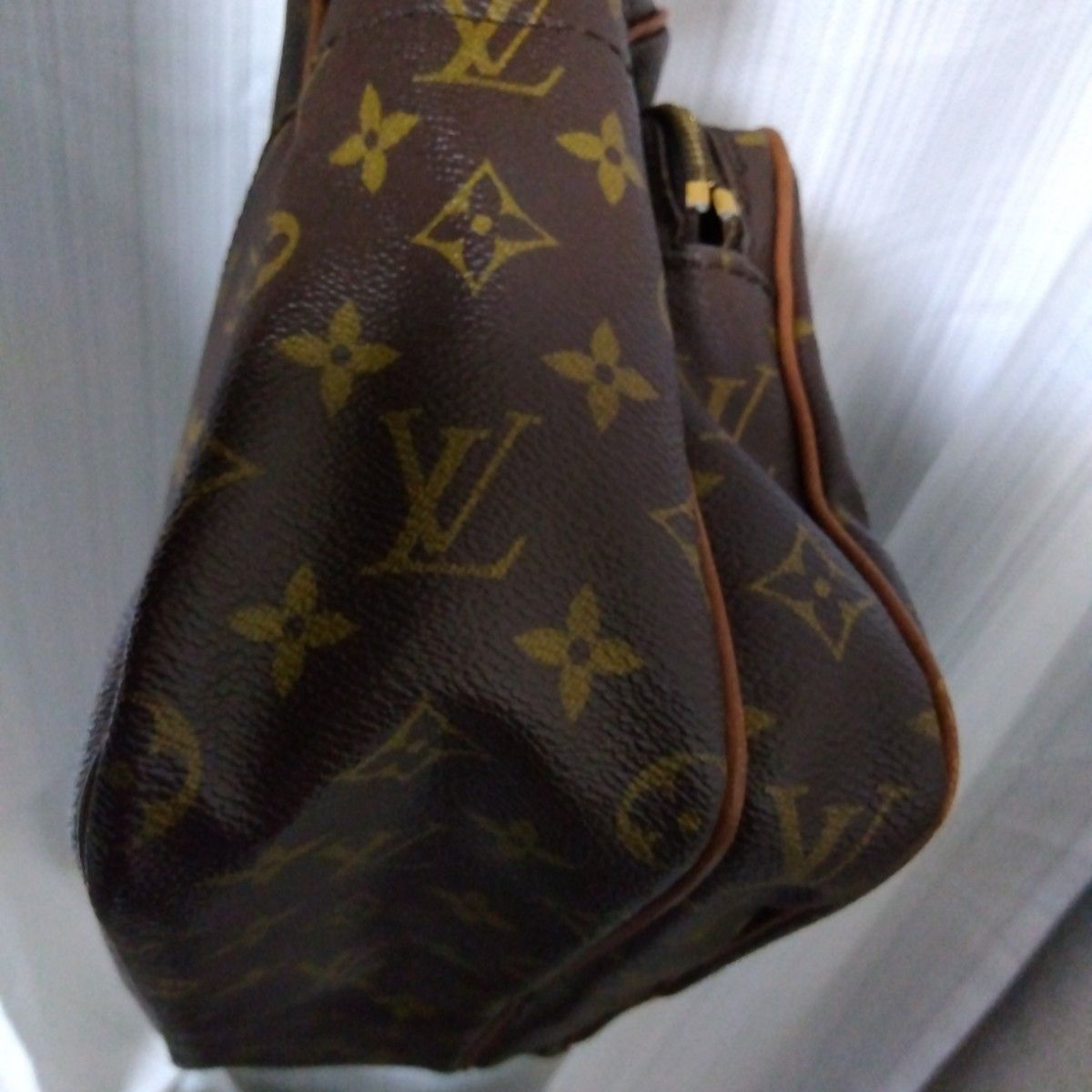 LOUIS VUITTON ルイヴィトン モノグラム ナイル M45244