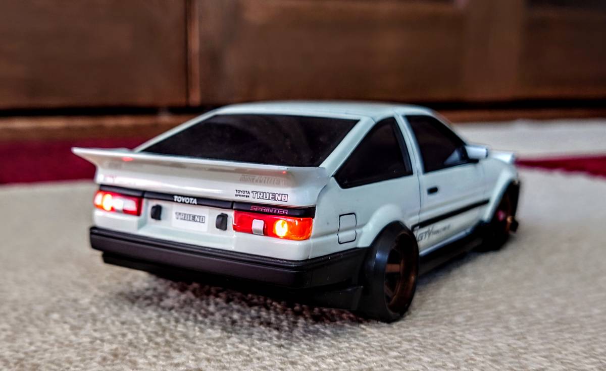 ミニッツAWD トヨタ スプリンター トレノ AE86 GTV ホワイト 32623GTV 即ドリ_画像2